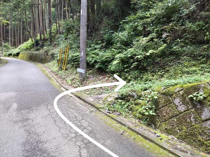 笠山登山道・舗装路