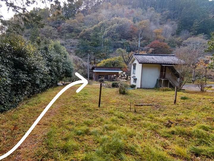 関八州見晴台　登山道パノラマコース出口