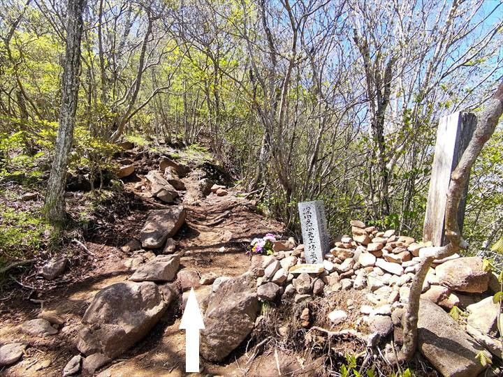 女岩～茅ヶ岳　深田久弥終焉の地