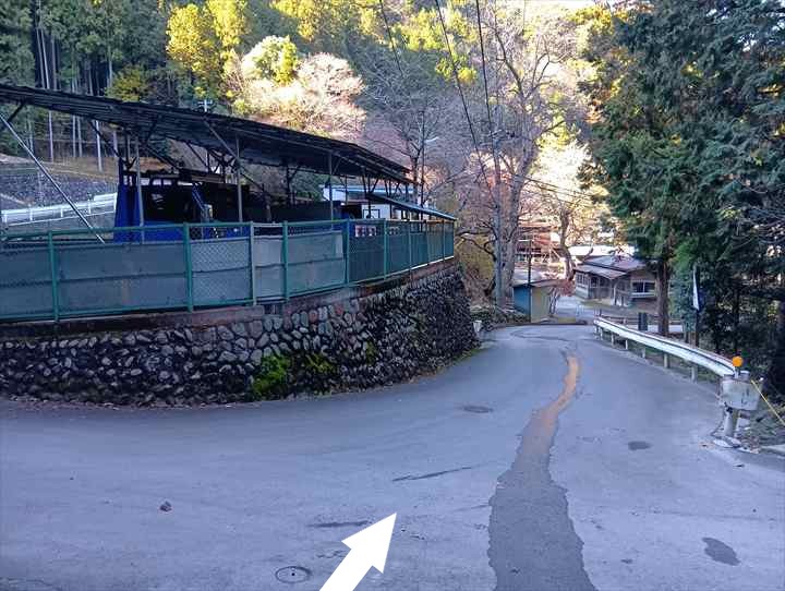 坂下登山口トイレ~お肉レストラン