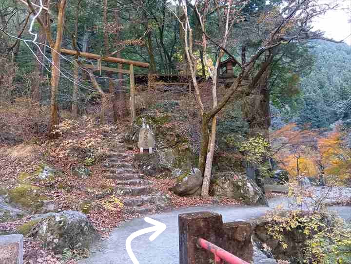 坂下登山口トイレ~お肉レストラン